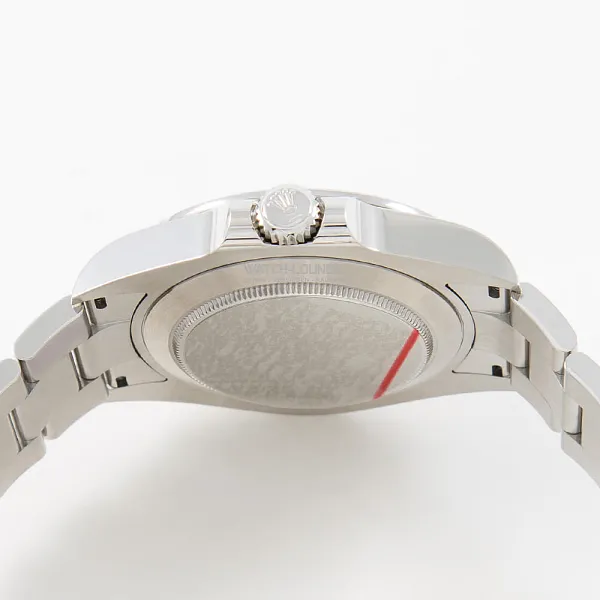 01561_watchlounge_lo.jpg