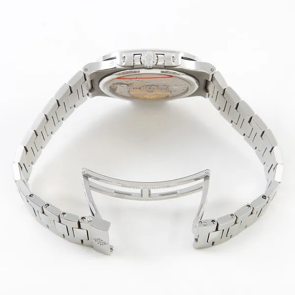 02646_watchlounge_lo.jpg