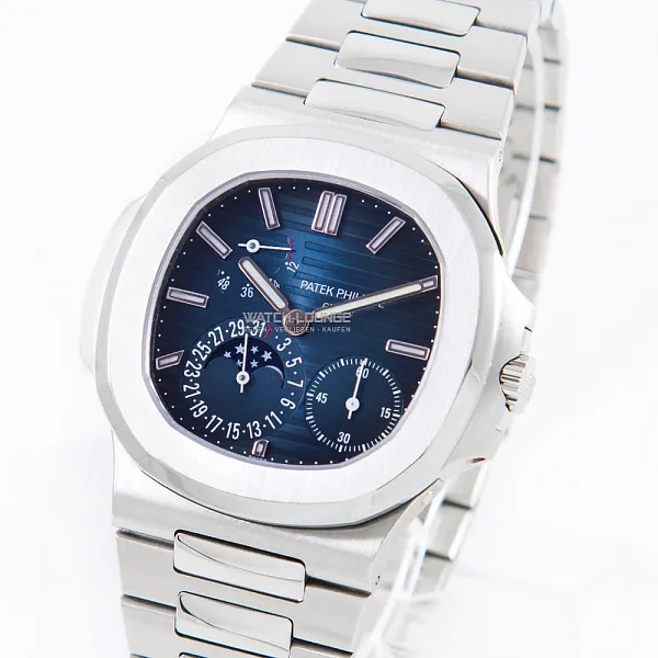 02647_watchlounge_lo_1.jpg