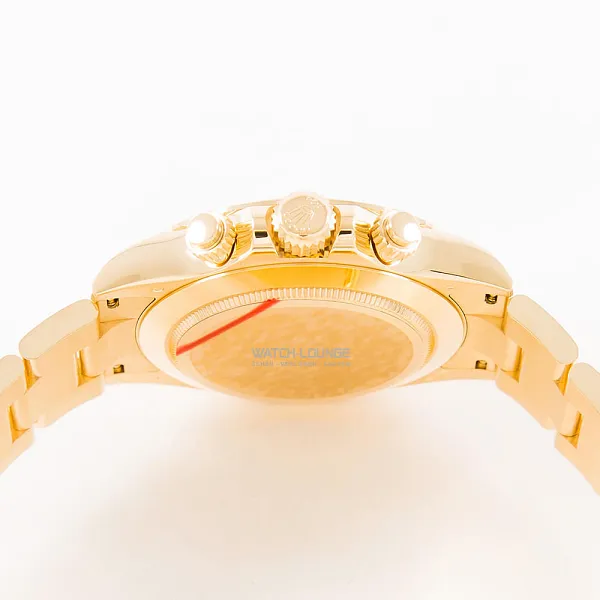 04806_watchlounge_lo_2.jpg