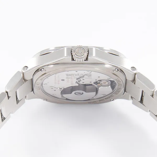 06253_watchlounge_lo.jpg