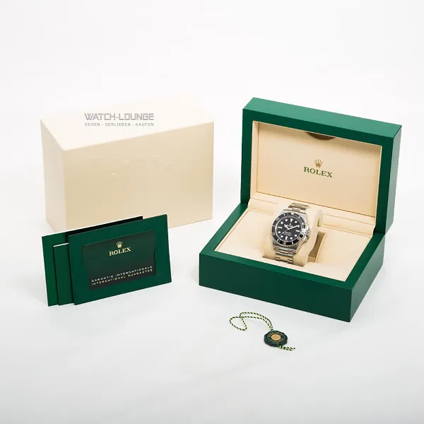 06728_watchlounge_lo_3.jpg