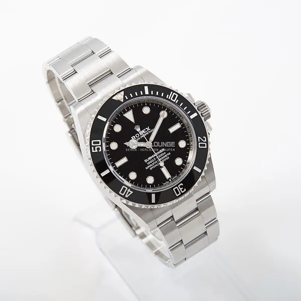 06764_watchlounge_lo_1.jpg