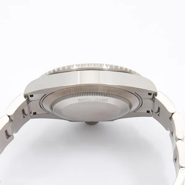 08884_watchlounge_lo.jpg