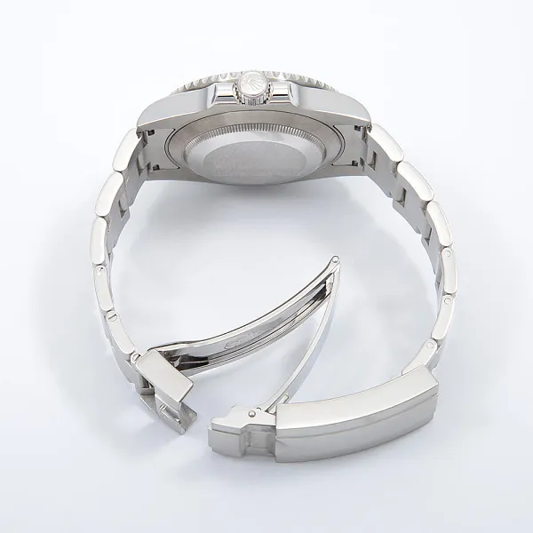 09173_watchlounge_lo_2.jpg