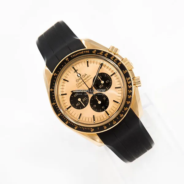 10768_watchlounge_lo.jpg