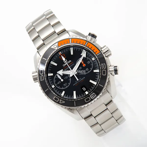 10833_watchlounge_lo.jpg