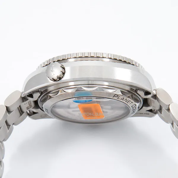 10838_watchlounge_lo.jpg