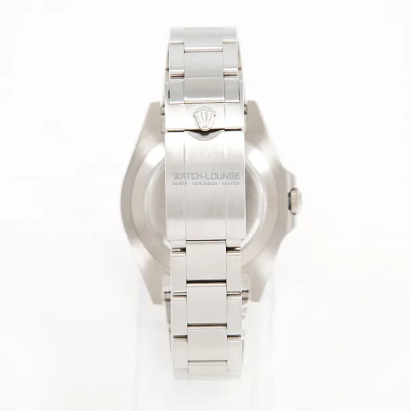 11457_watchlounge_lo_1.jpg