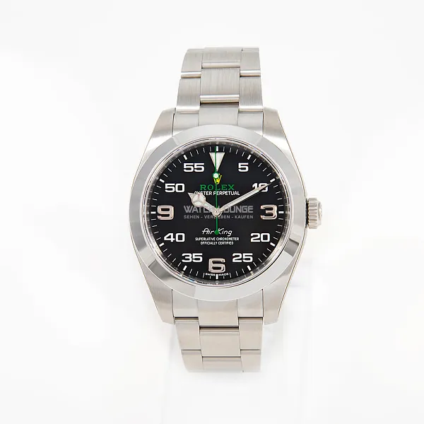 12501_watchlounge_lo.jpg