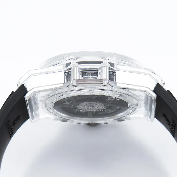 12742_watchlounge_lo.jpg