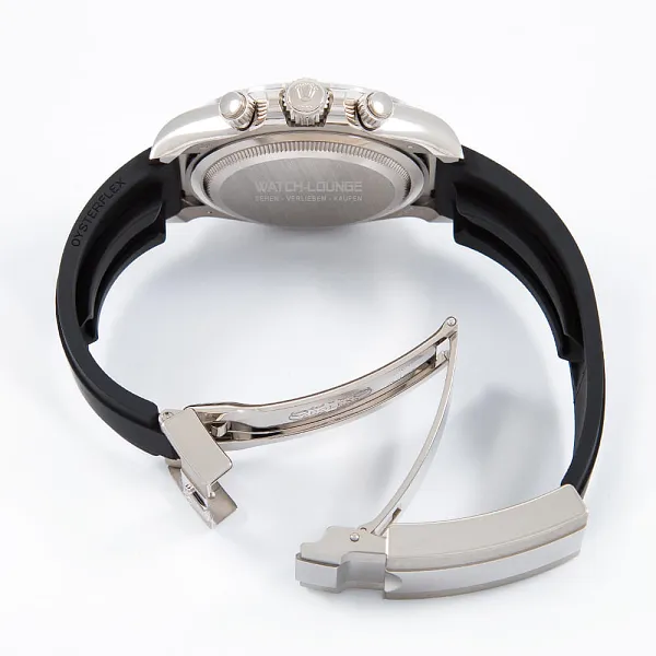12776_watchlounge_lo.jpg