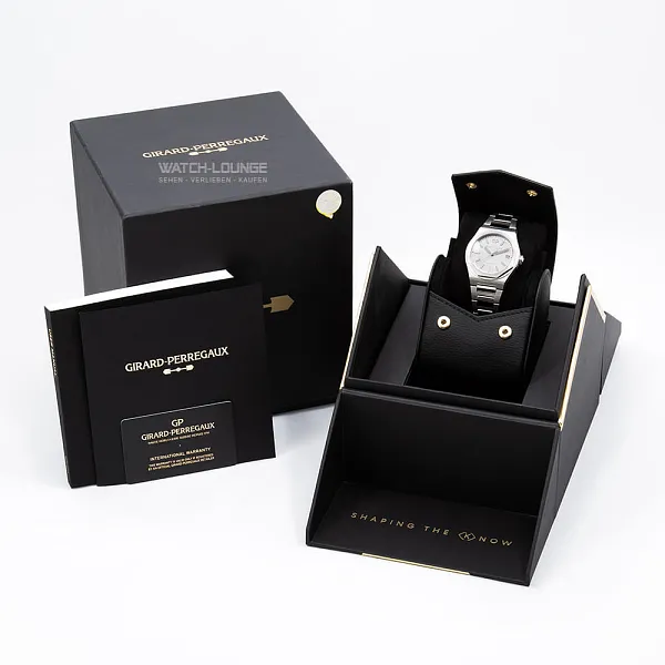 12939_watchlounge_lo.jpg