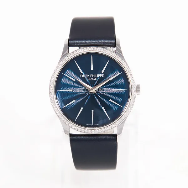 13229_watchlounge_lo.jpg