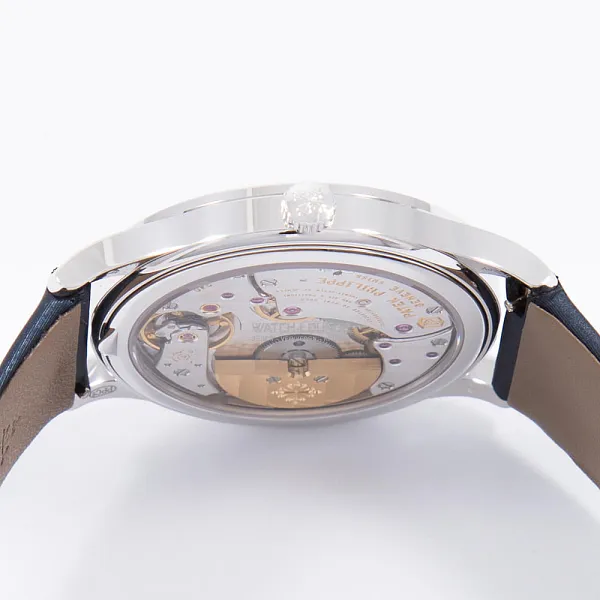 13232_watchlounge_lo.jpg