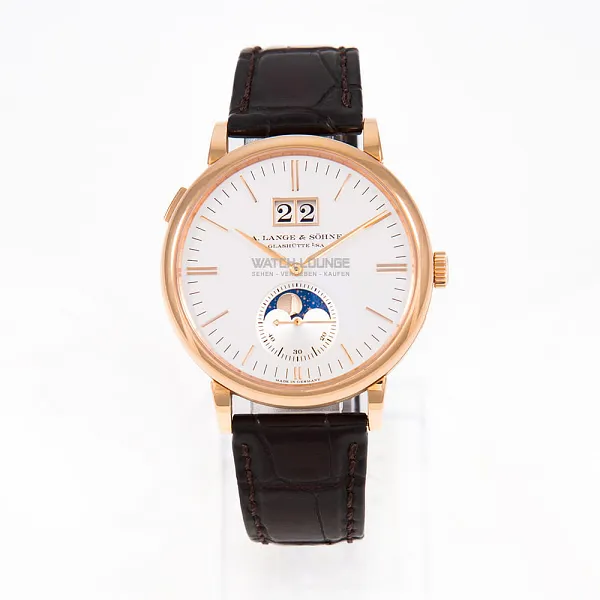 13251_watchlounge_lo.jpg