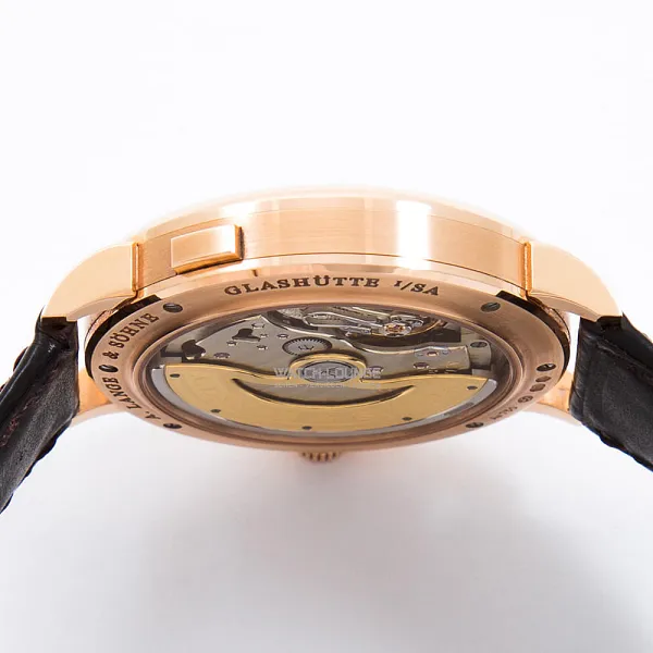 13255_watchlounge_lo.jpg