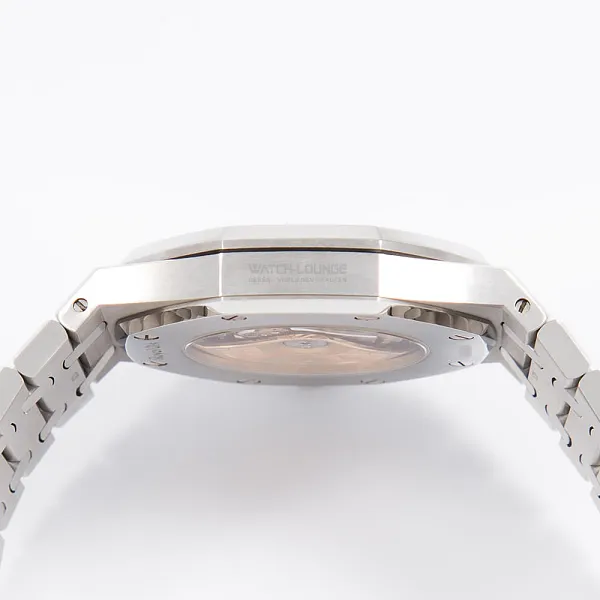 13381_watchlounge_lo.jpg