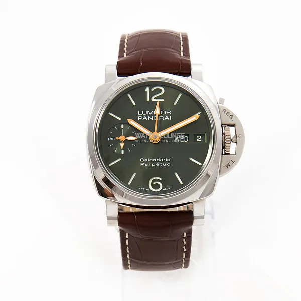 13387_watchlounge_lo.jpg