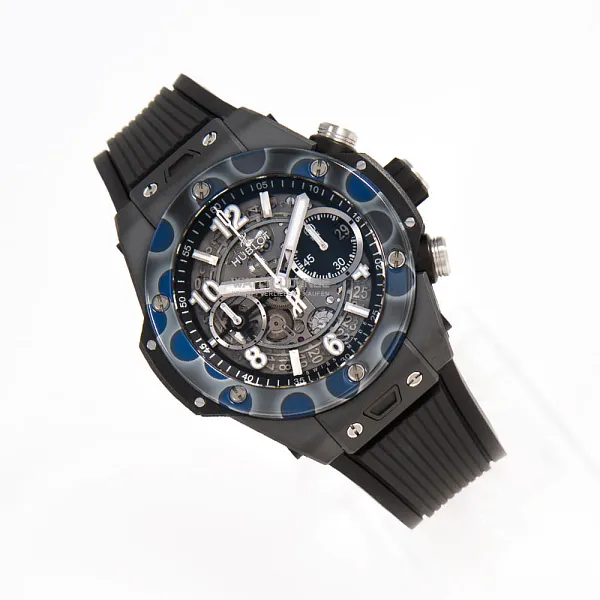 13455_watchlounge_lo.jpg