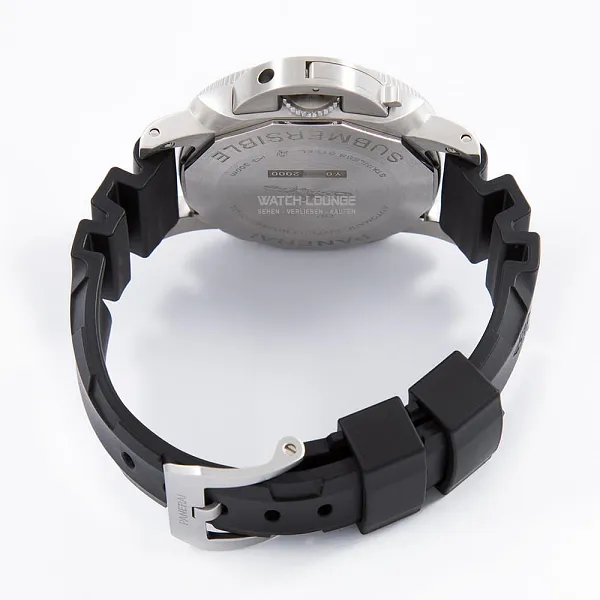 13793_watchlounge_lo.jpg