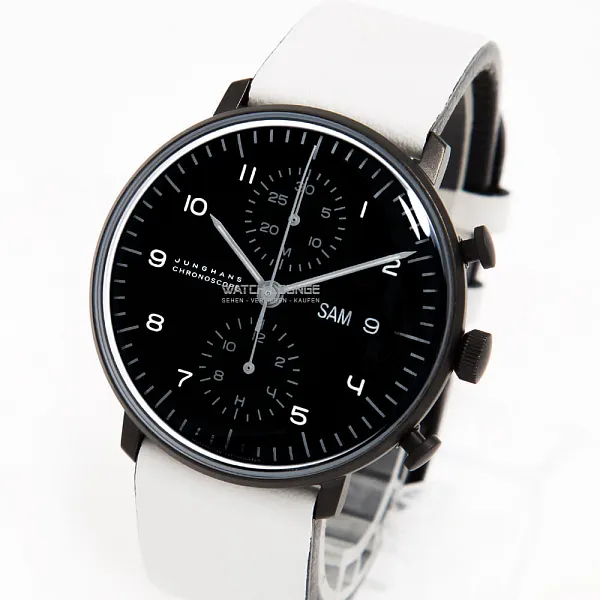 13840_watchlounge_lo.jpg
