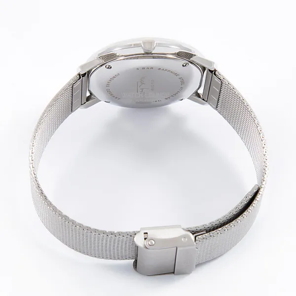 13903_watchlounge_lo.jpg