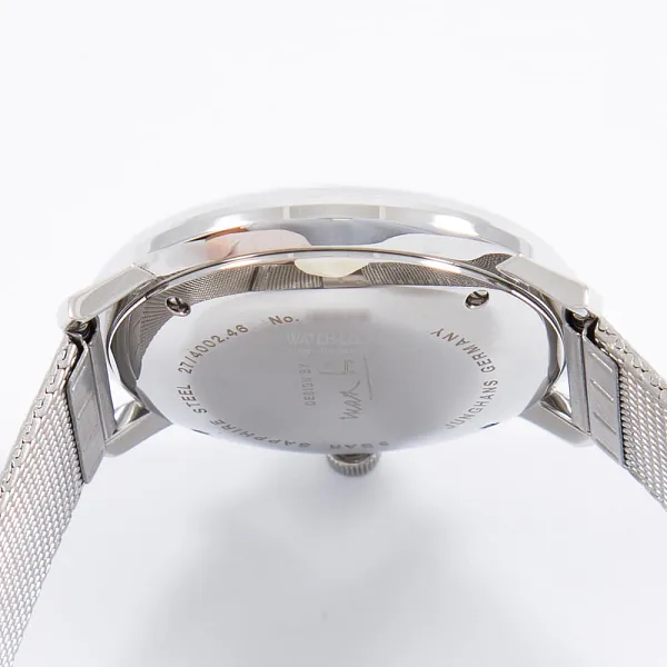 13923_watchlounge_lo.jpg
