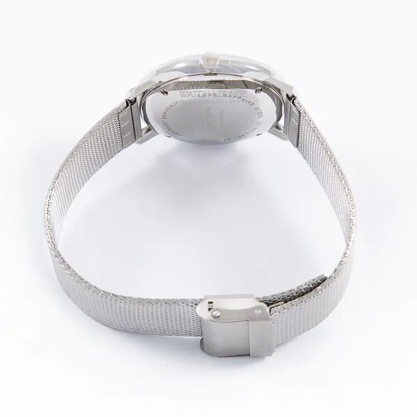 13925_watchlounge_lo.jpg