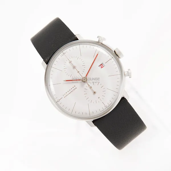 13929_watchlounge_lo.jpg