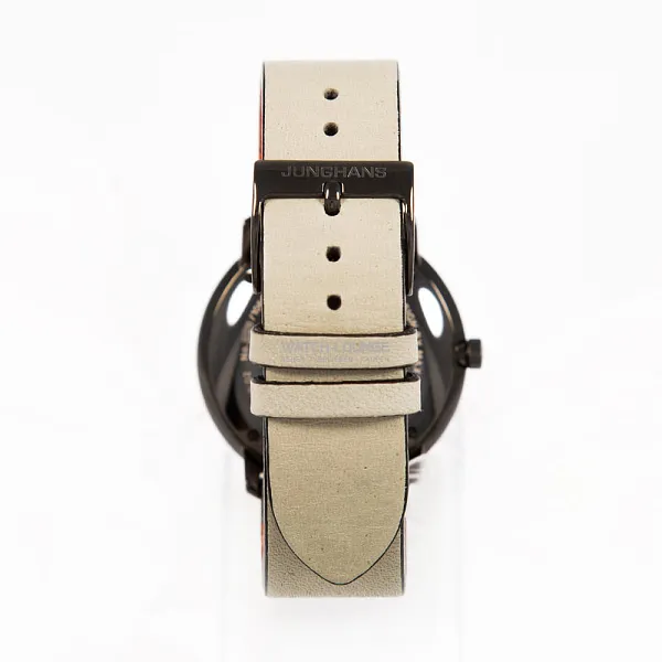 13959_watchlounge_lo.jpg