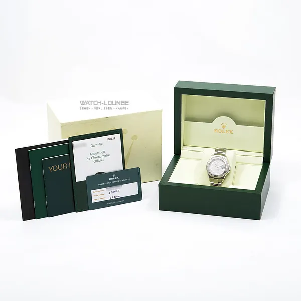 14002_watchlounge_1_lo.jpg