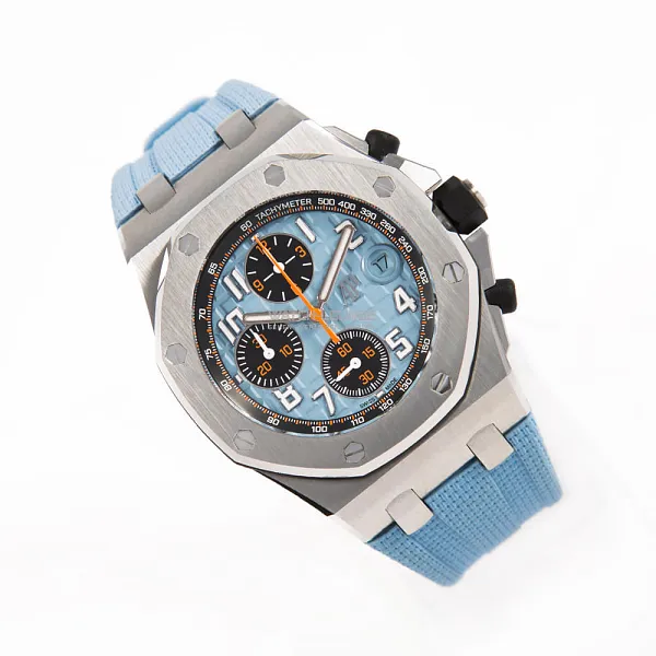 14050_watchlounge_lo.jpg