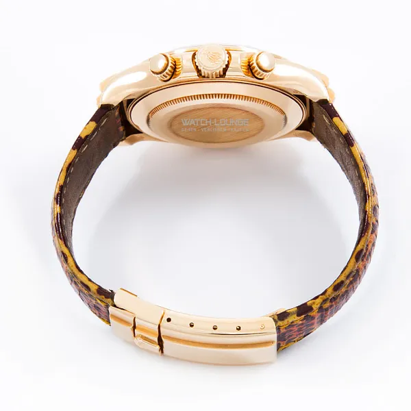 14192_watchlounge_lo.jpg