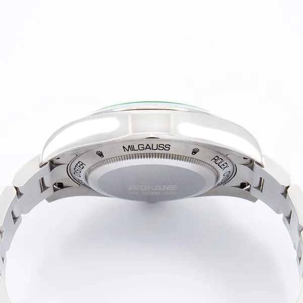 14215_watchlounge_lo.jpg