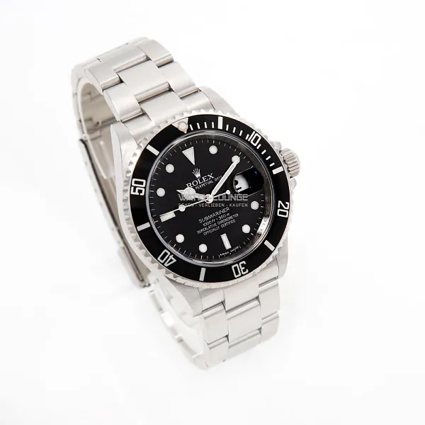 14435_watchlounge_lo.jpg