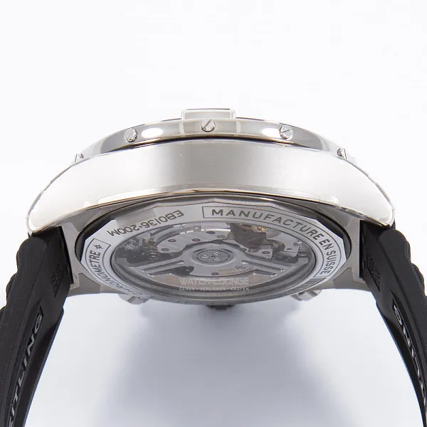 14567_watchlounge_lo.jpg
