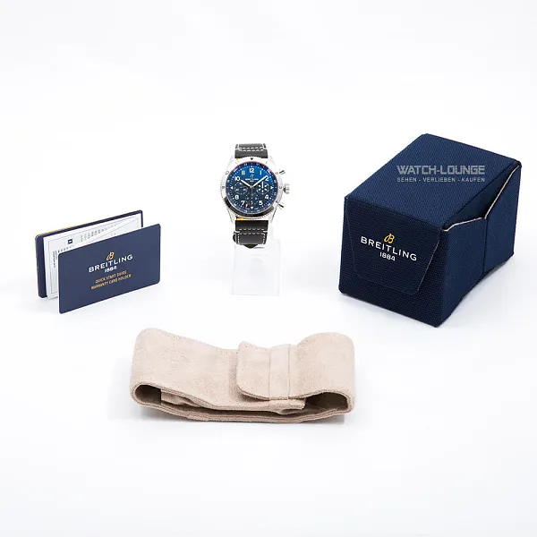14631_watchlounge_lo.jpg