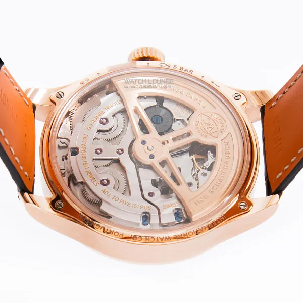 14663_watchlounge_lo.jpg